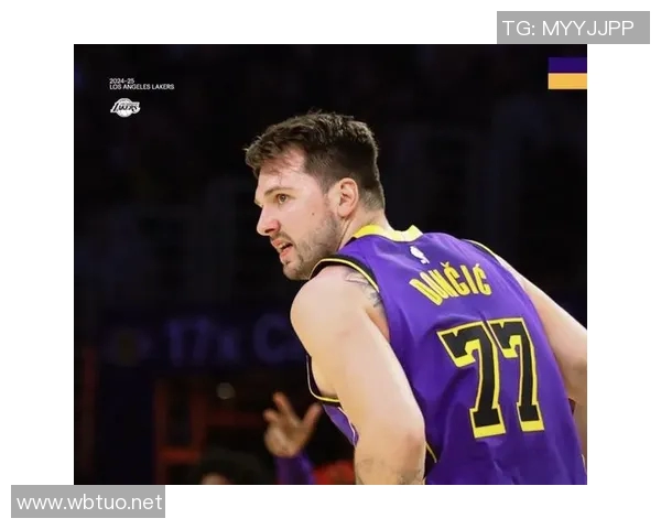 东契奇38+6+7里夫斯复出砍24分 湖人送黄蜂3连败 东契奇38+6+7里夫斯复出砍24分 湖人送黄蜂3连败